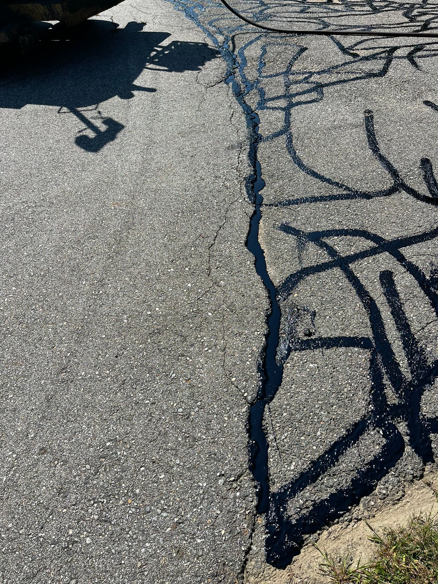 Asphalt Crack Repair